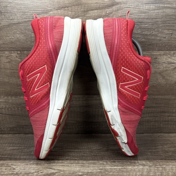 New Balance 711 Red Womens US Size 10 EUR 41.5 WX711WM Sneakers - Picture 6 of 10